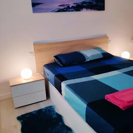 Charming In Near The Sea & Center Apartment *