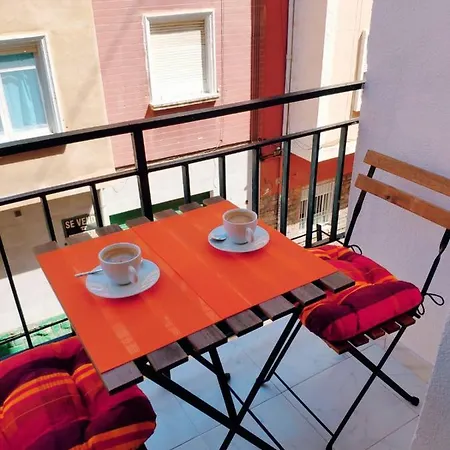 Charming In Near The Sea & Center Apartment